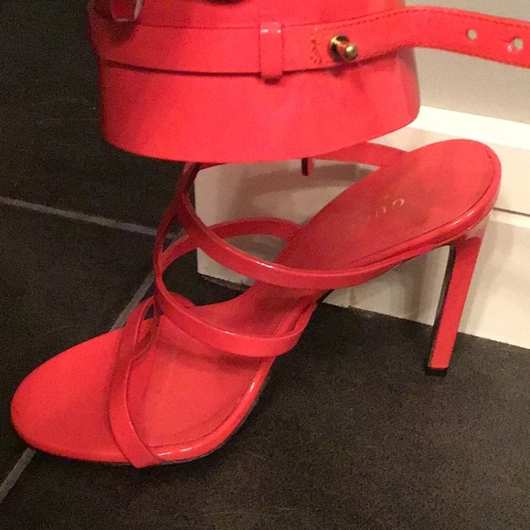 Authentic Gucci ankle strapped sandal/pump - Picture 7 of 8